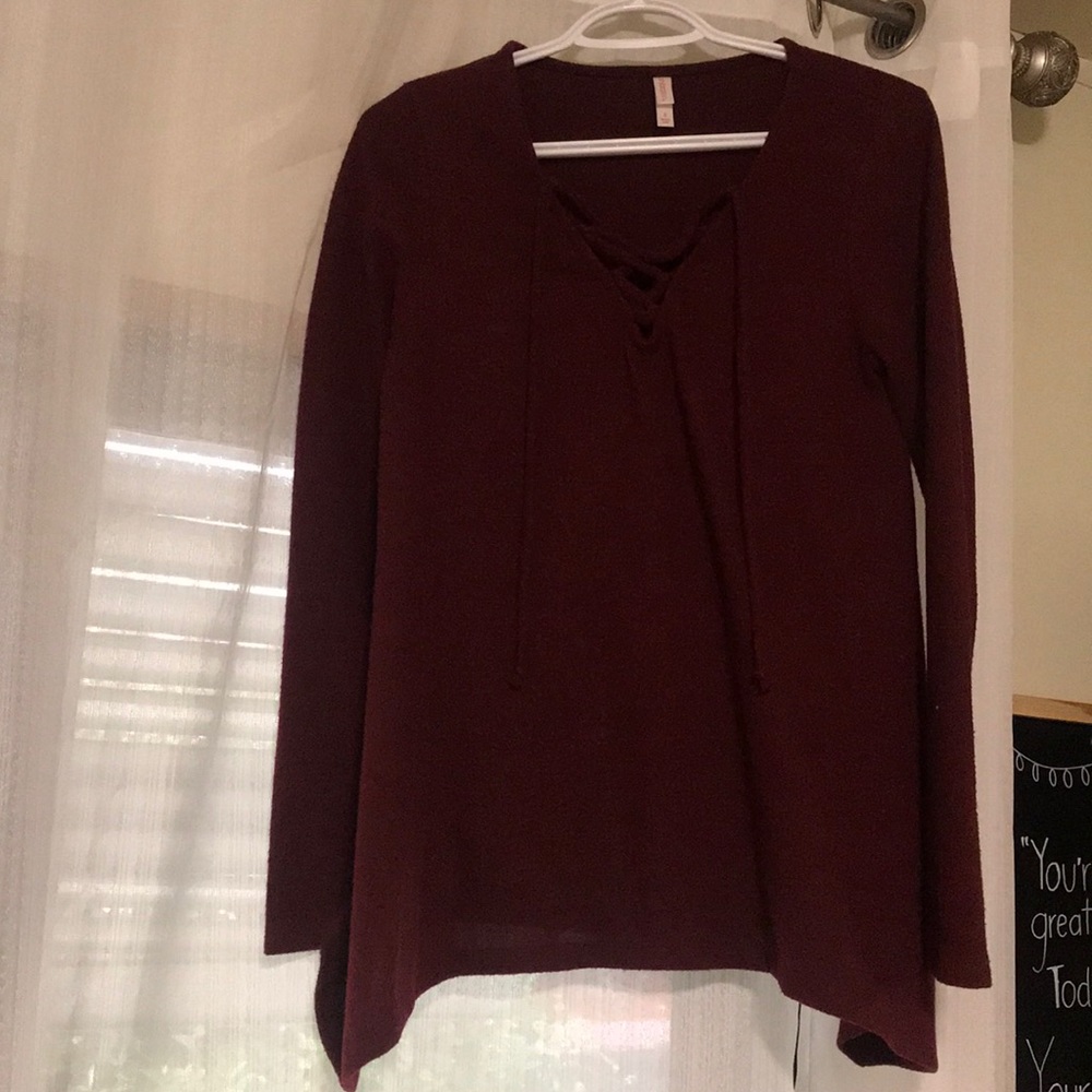 Long sleeve wine red shirt